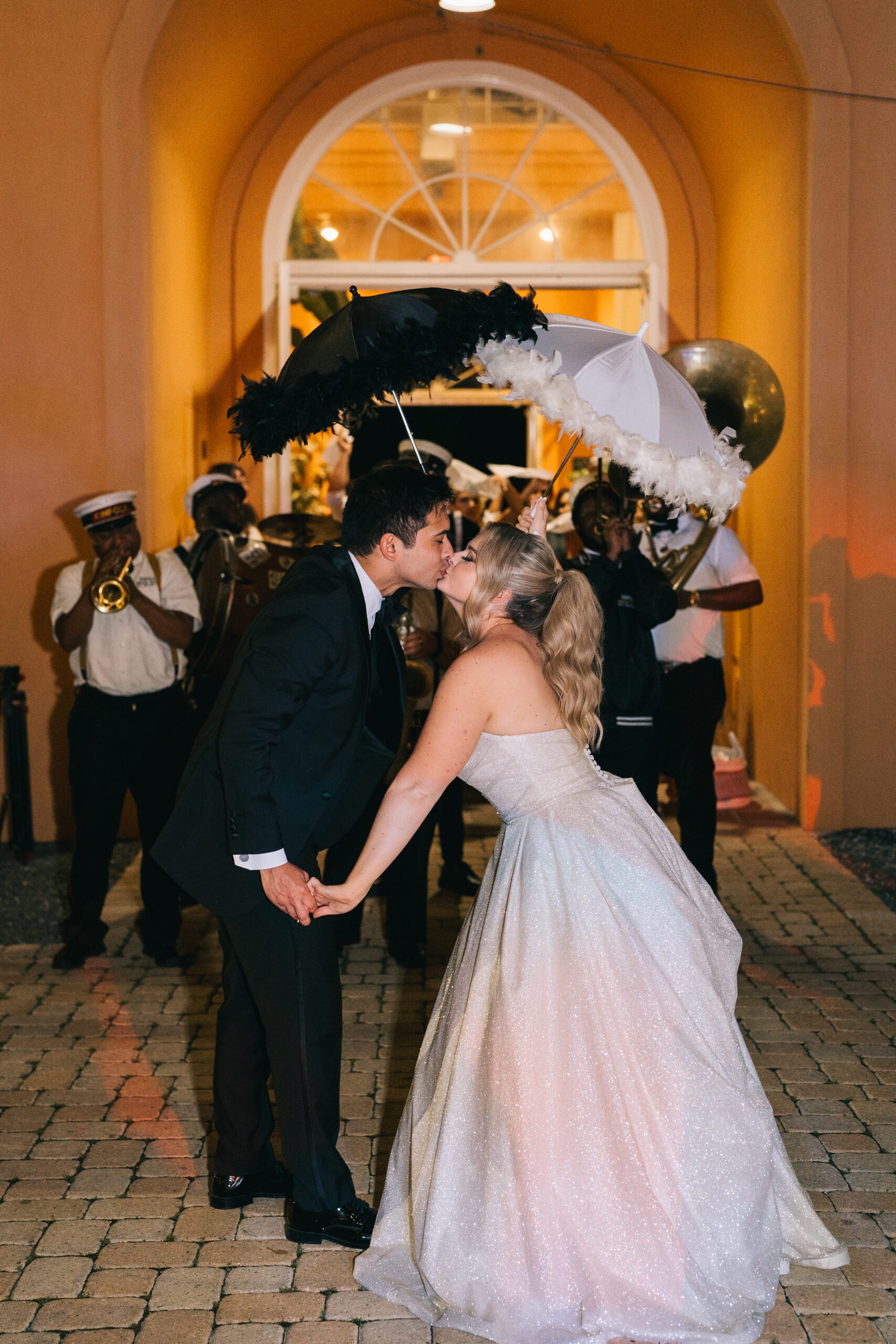 Bride and groom at New Orleans City Park Botanic Gardens